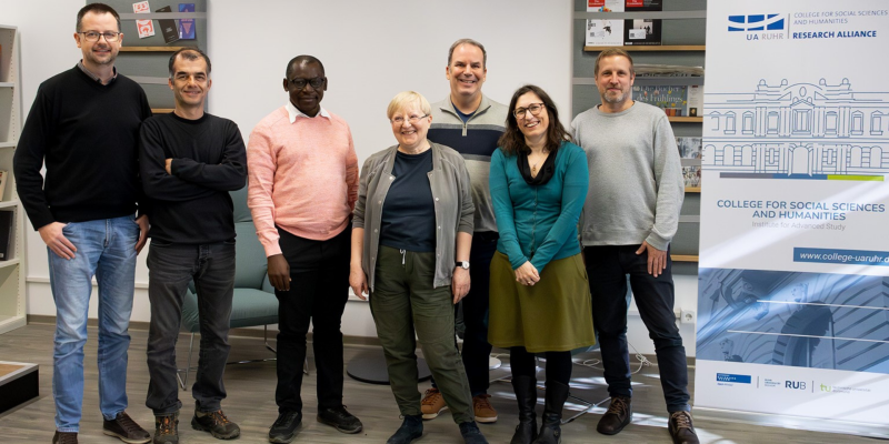 The picture shows the Senior Fellows in the summer semester 2024.  